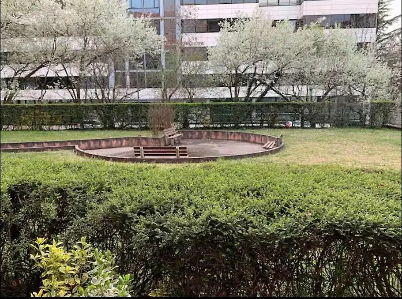 Gare La Part Dieu, Avec Terrasse, Jardin Et Parking Lyon